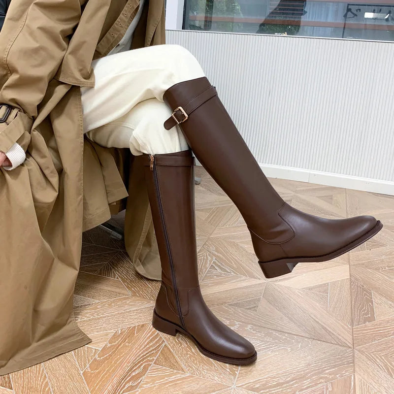 Vintage Warm Plush Knee-High Boots for Women - Fashion Belt Buckle Low Heel Knight Boots