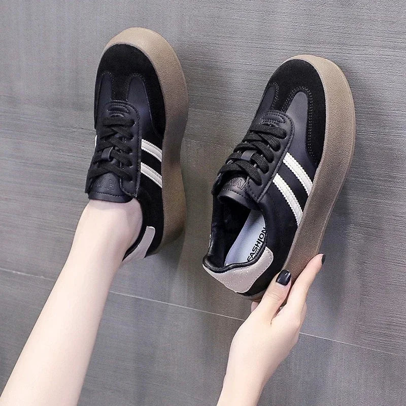 Women's Casual Lace-Up Sneakers – Comfortable Spring & Autumn Shoes