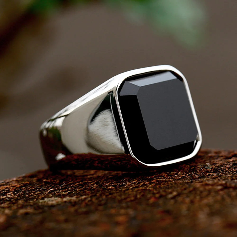 Simple Fashion Stainless Steel Ring with Zircon and Black Agate Stone – High-Quality Wedding Jewelry for Men and Women