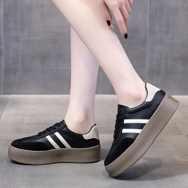 Women's Casual Lace-Up Sneakers – Comfortable Spring & Autumn Shoes