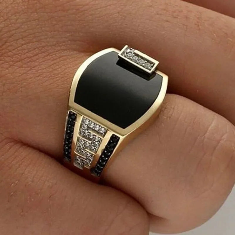 Classic Men's Gold-Tone Ring with Inlaid Black Zircon Stone – Punk Style Luxury Jewelry for Engagements, Weddings, and Fashion