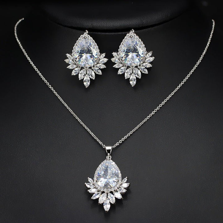 AAA jewelry chain, bridal banquet, dinner Jewelry Set by LUXE AHMAR – Available at LUXE AHMAR